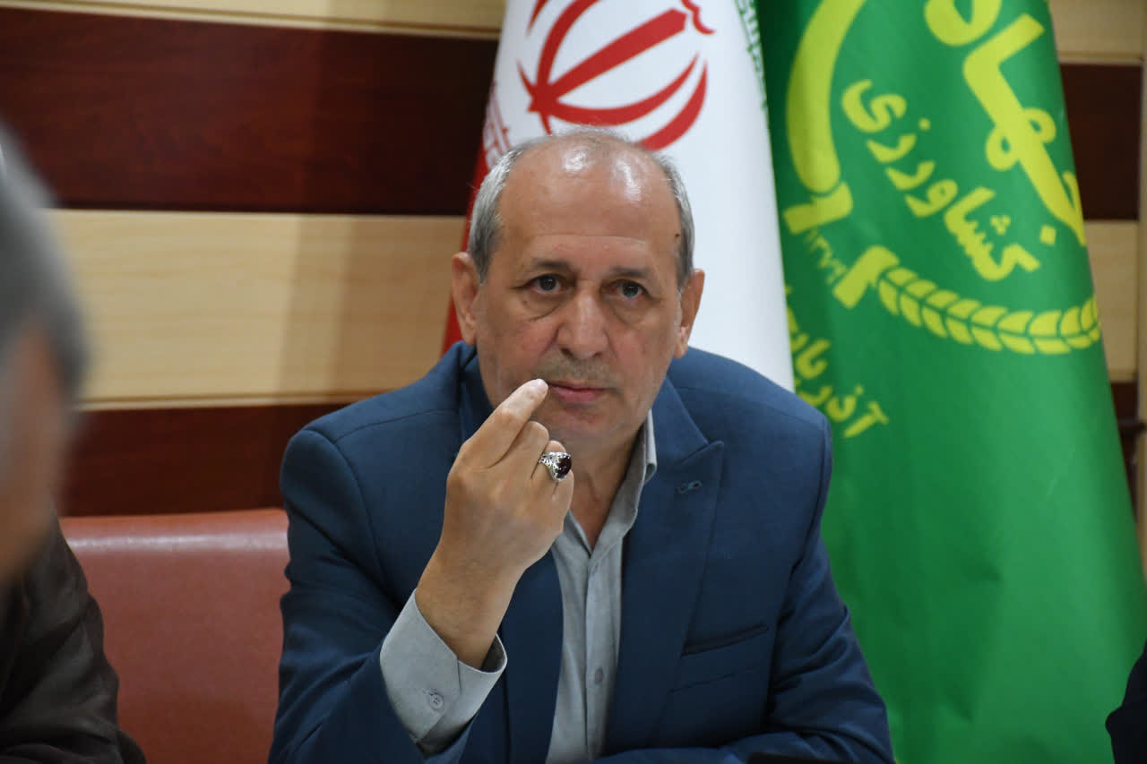 ثبات کامل بازار کالاهای اساسی در آذربایجان شرقی / شفیعی: حتی یک کیلو از ذخایر استراتژیک را مصرف نکرده‌ایم / تولید داخلی و مسیرهای وارداتی فعال، امنیت غذایی آذربایجان شرقی  را تضمین کرده است