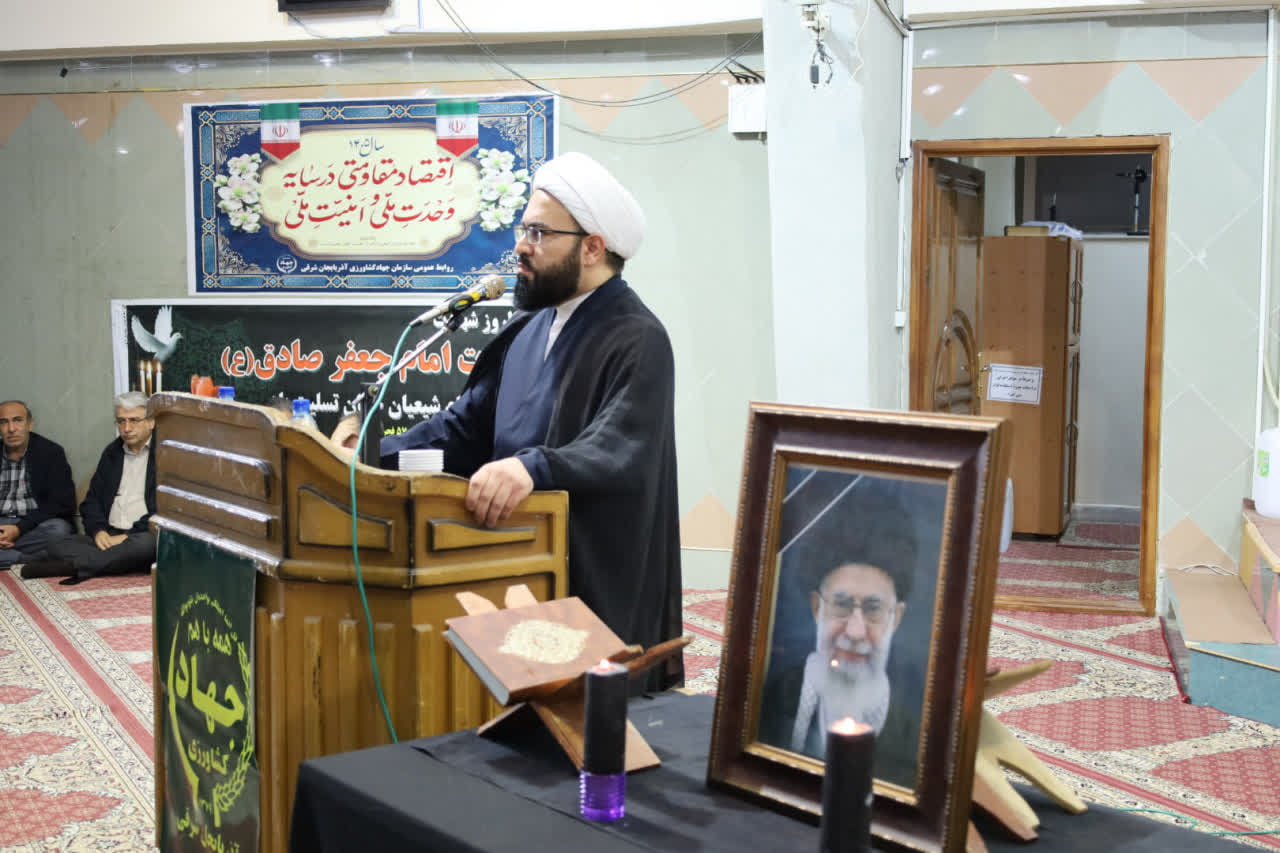 ولایت پذیری مهمترین آزمون امروز است  حفظ اتحاد مقدس مردم ضروری است
