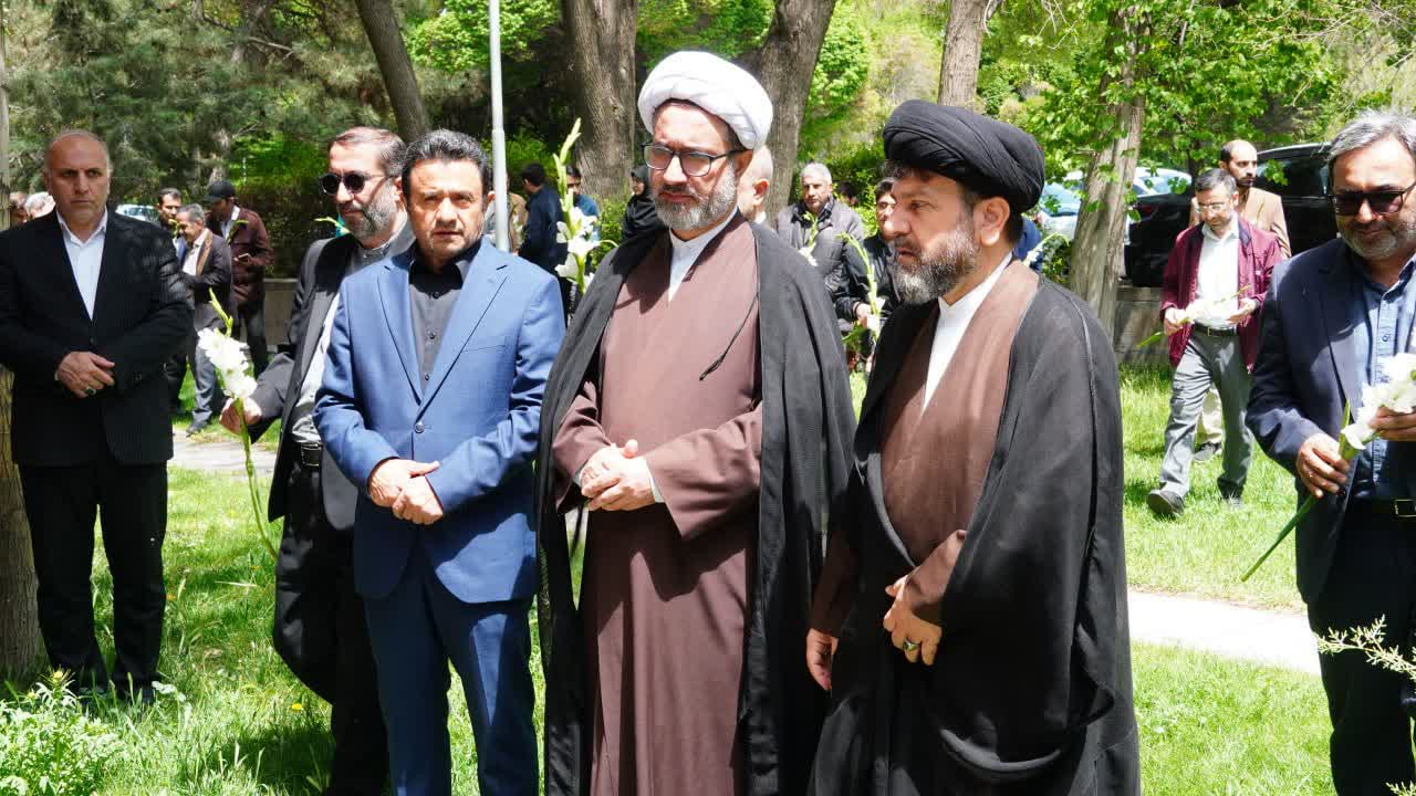 گرامیداشت شهدای ۱۸ اردیبهشت دانشگاه تبریز